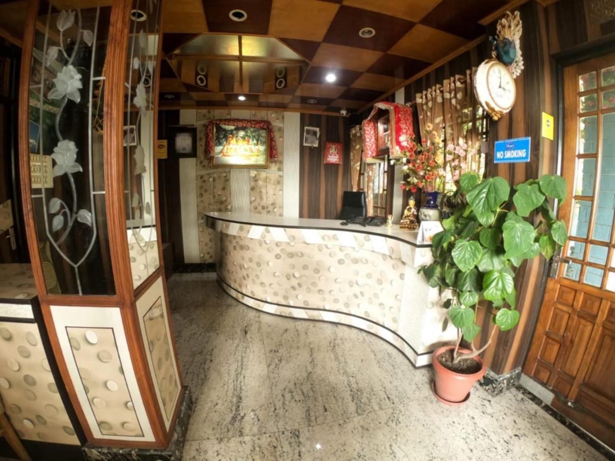 Grg Broadway Mall Road Darjeeling By Royal Collection Hotel Esterno foto