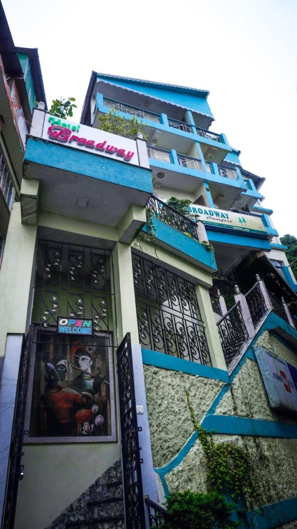 Grg Broadway Mall Road Darjeeling By Royal Collection Hotel Esterno foto