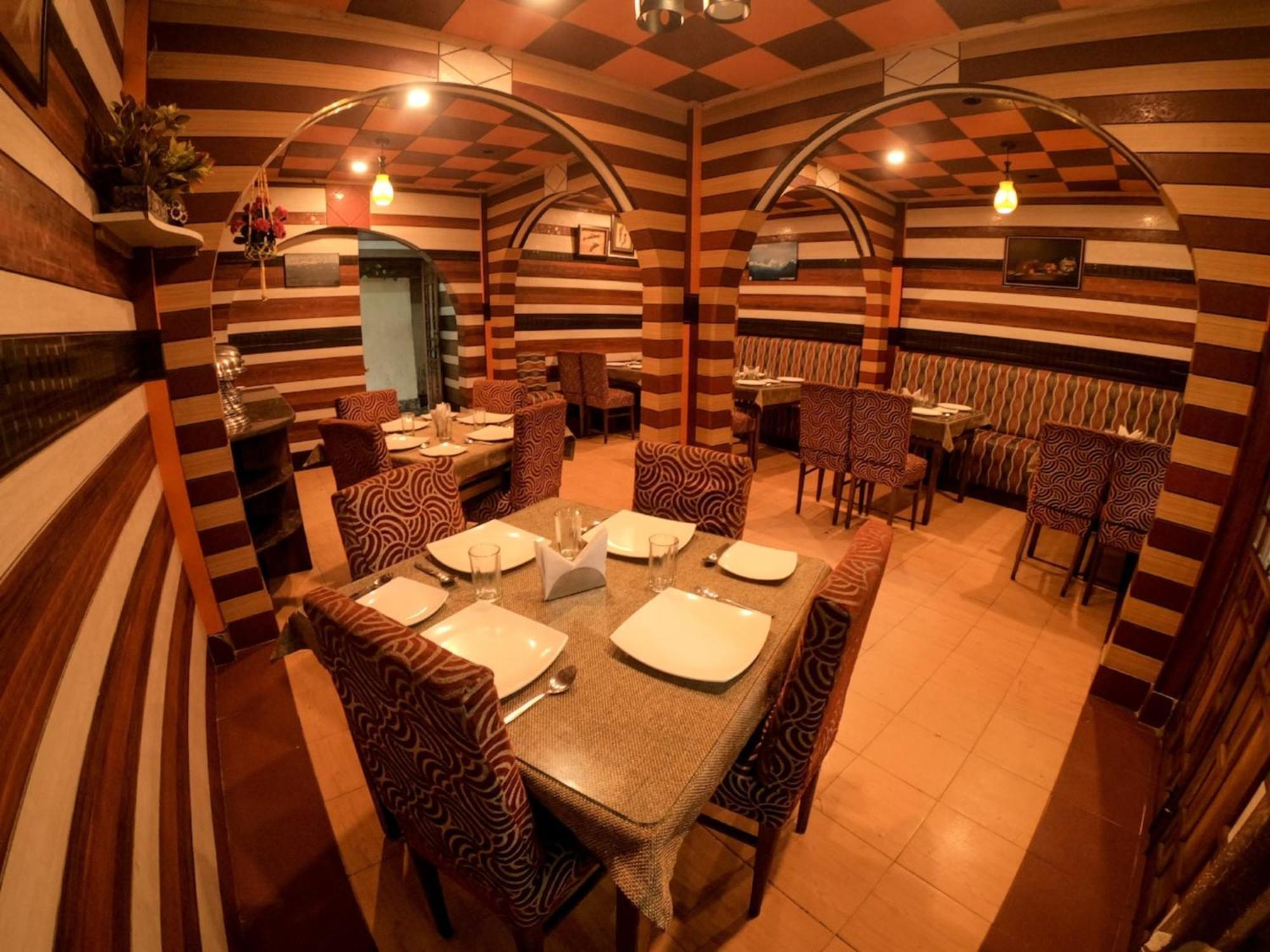 Grg Broadway Mall Road Darjeeling By Royal Collection Hotel Esterno foto