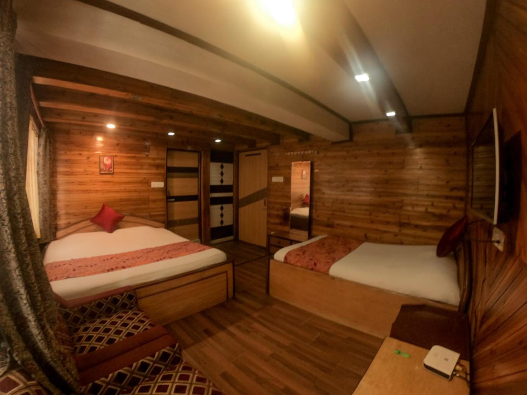 Grg Broadway Mall Road Darjeeling By Royal Collection Hotel Esterno foto